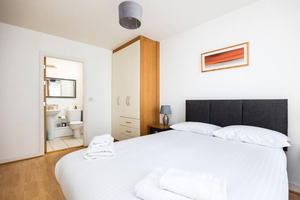 Lovely 2 Bedroom Apartment With Balcony Dublin Exterior photo